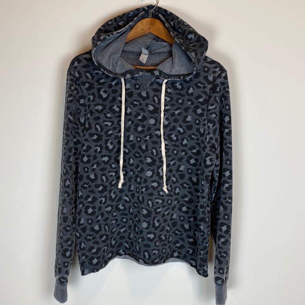 Alternative hoodie size medium